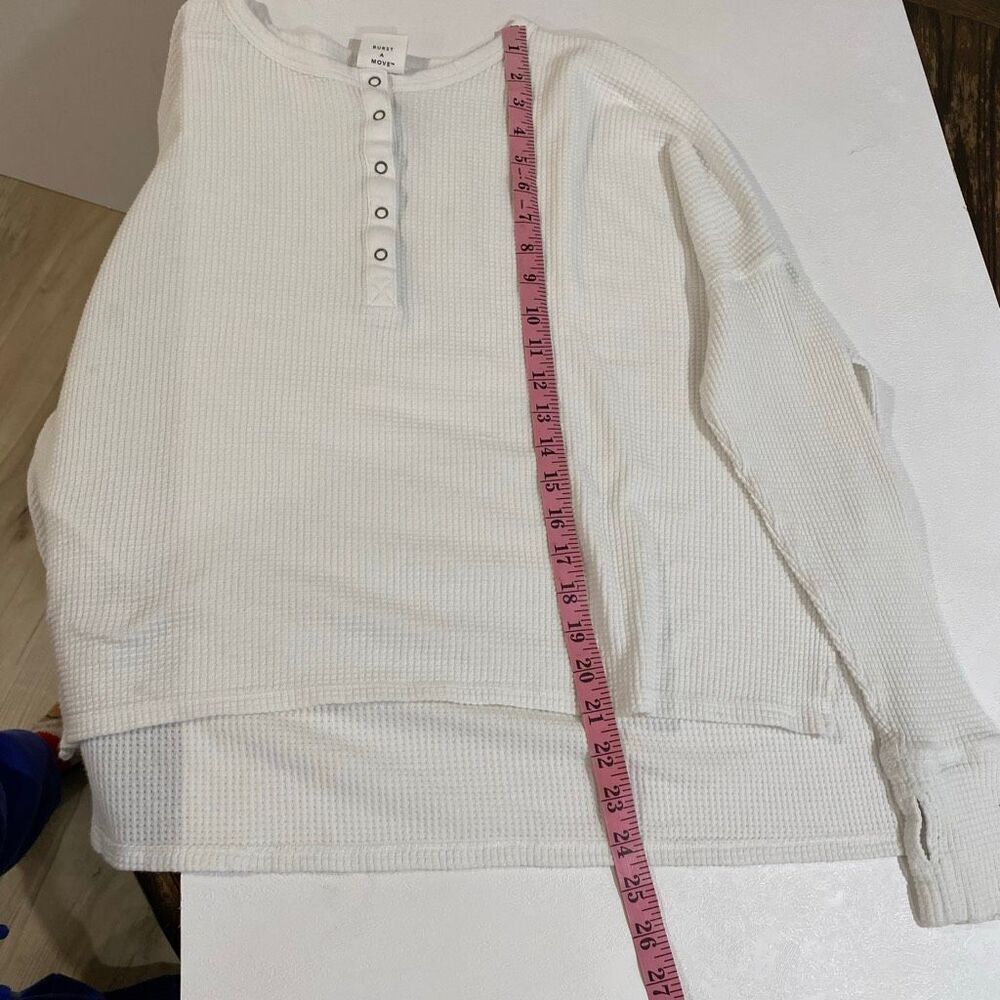 OFFLINE by Aerie Waffle Knit Henley Long Sleeve Top Size Medium Cream Oversized - Picture 7 of 7